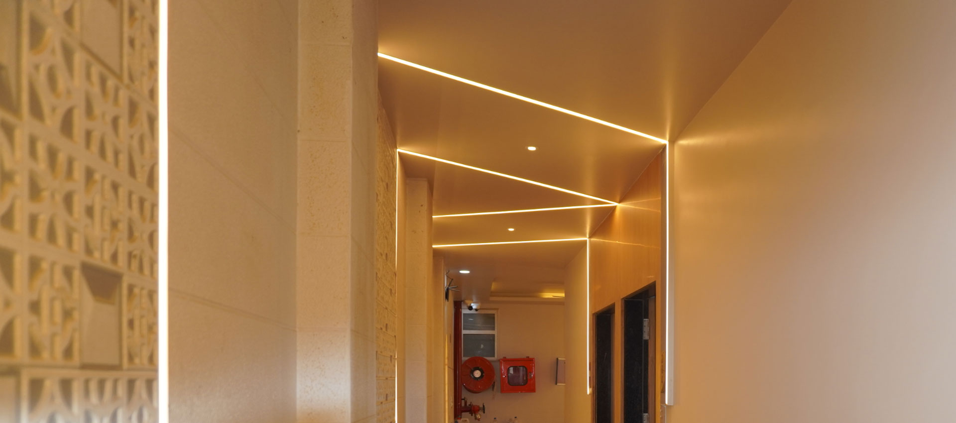 Hotel Dwarkadhish Slider